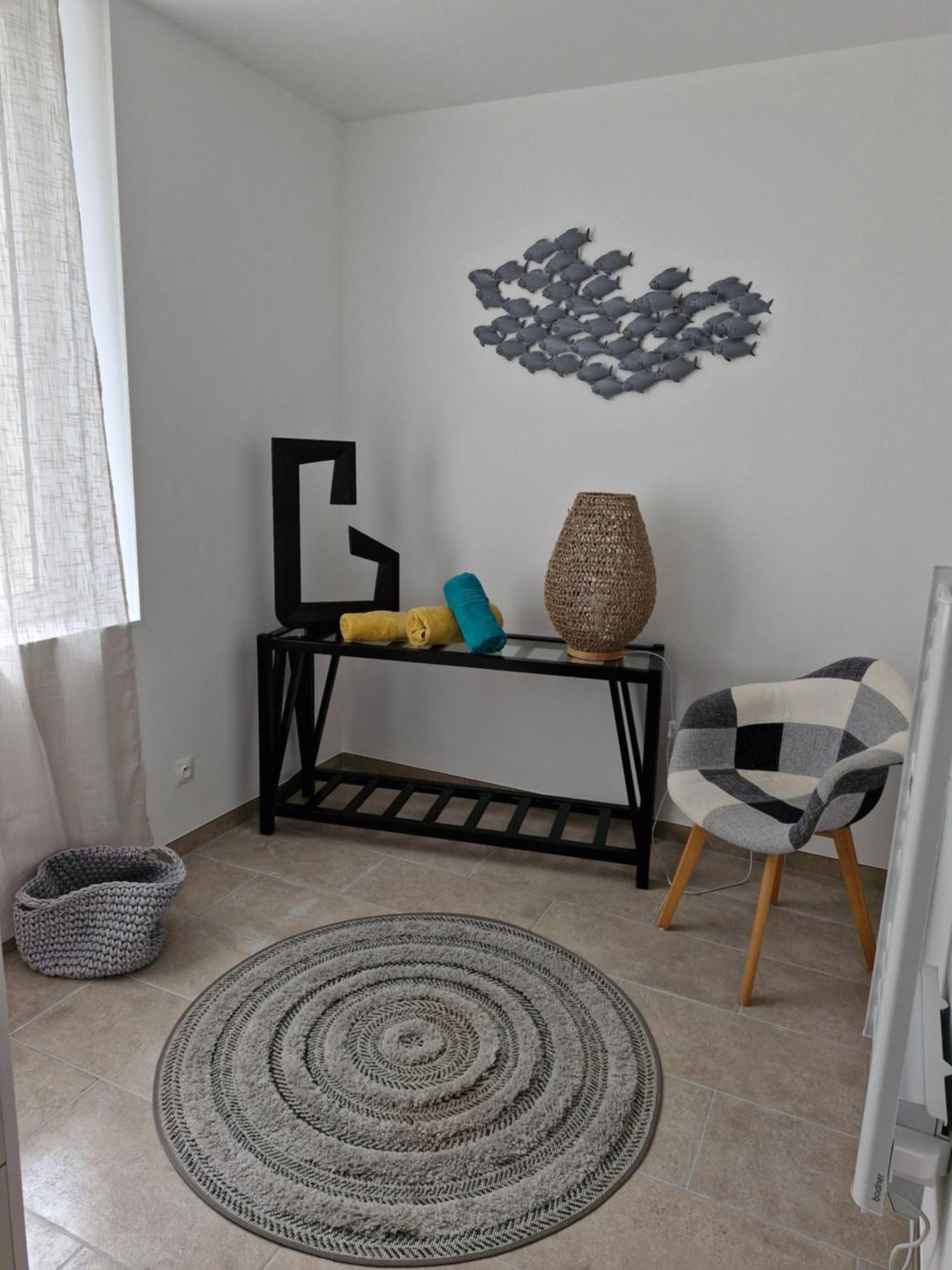 Hotel Le 6 3 Home Port En Bessin Экстерьер фото